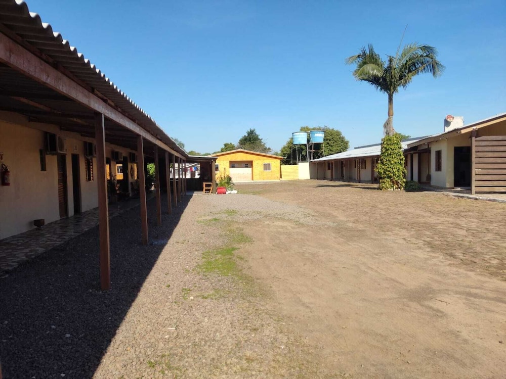 Hotel Alvorada — hotel in Alegrete