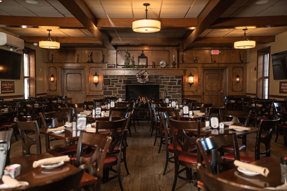 Plumsteadville Inn - photo 14