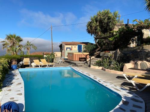 Casa Amarilla A48829 — 4-Star Luxury Hotel in Guia De Isora, Spain