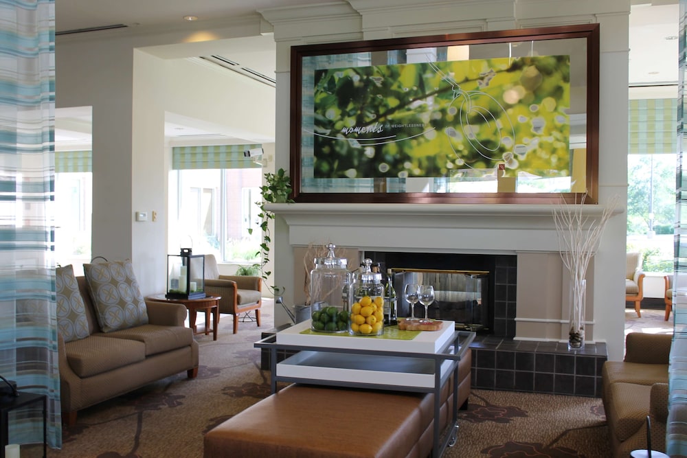 Hilton Garden Inn Addison - photo 5