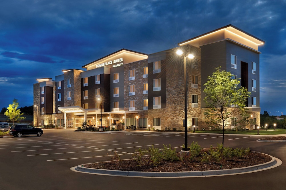 TownePlace Suites by Marriott Milwaukee Grafton - photo 16