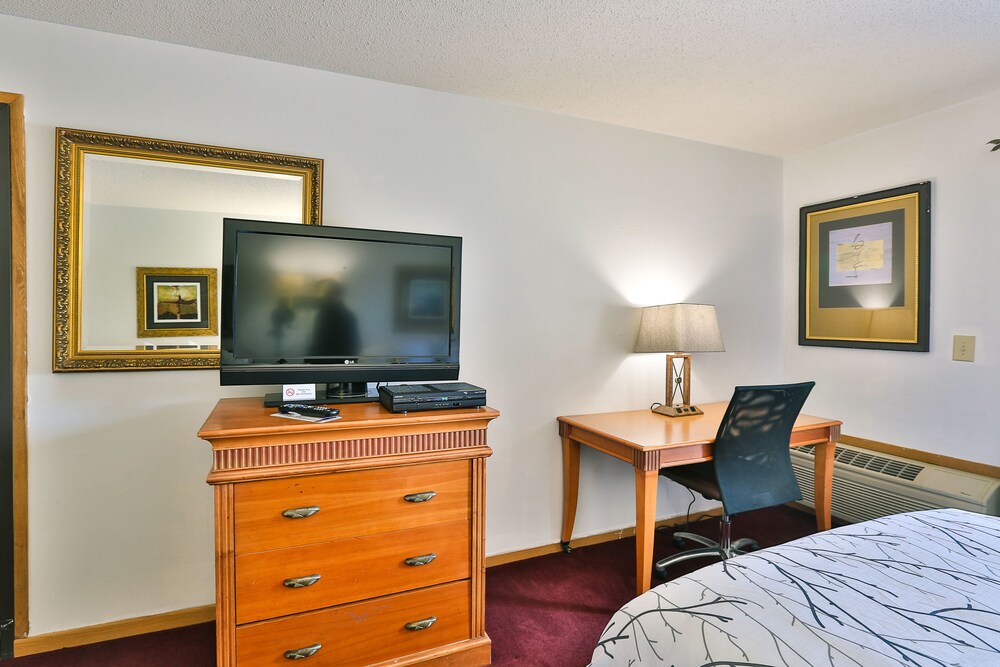 Amerivu Inn And Suites New Richmond - photo 35