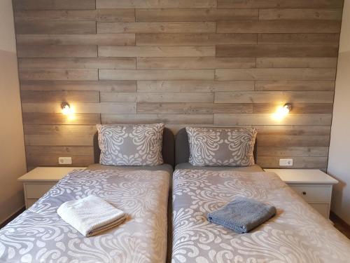 Flensburg Ferienwohnungen Apartment 1 — 4-Star Luxury Hotel in Flensburg, Germany