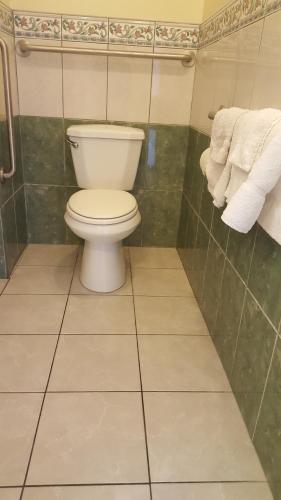 Deluxe Motel Los Angeles Area - photo 17
