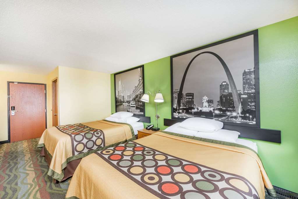 Super 8 by Wyndham Jacksonville - photo 4