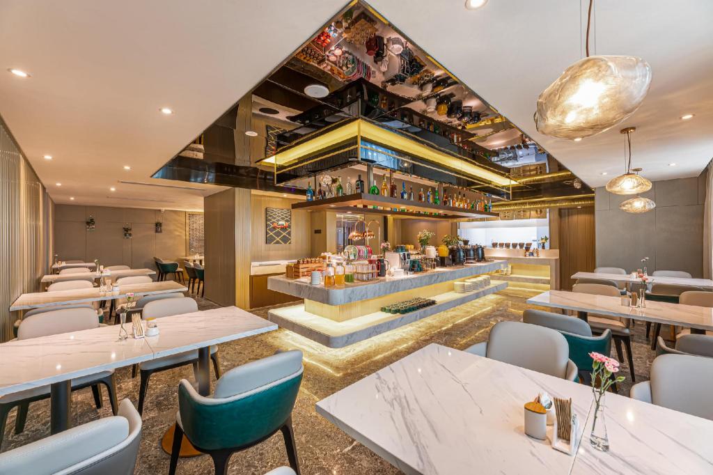 Atour Hotel Rudong Central Plaza in Nantong, People's Republic of China