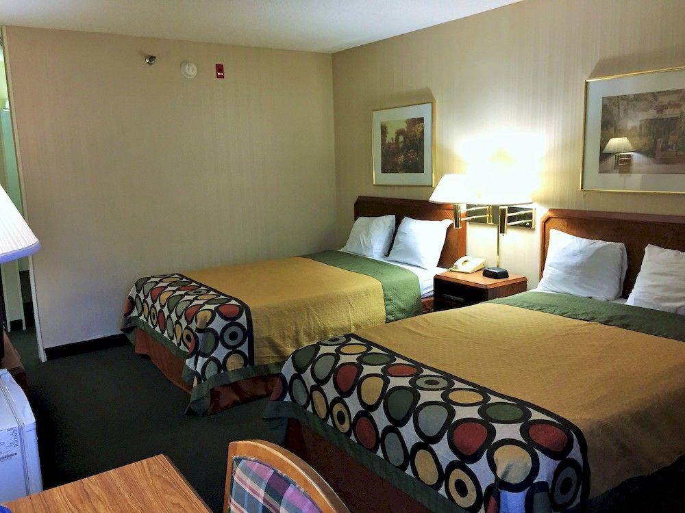 Super 8 by Wyndham Madison East - photo 19