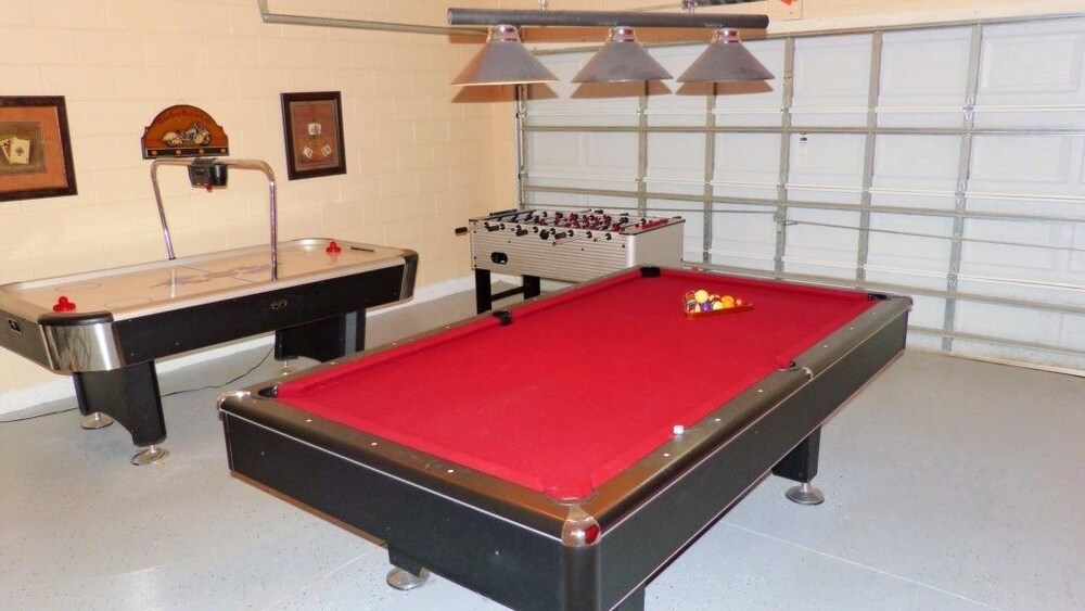Stunning 6 Bedroom 4 Bath Pool Home in the Windsor Hills Resort - photo 33