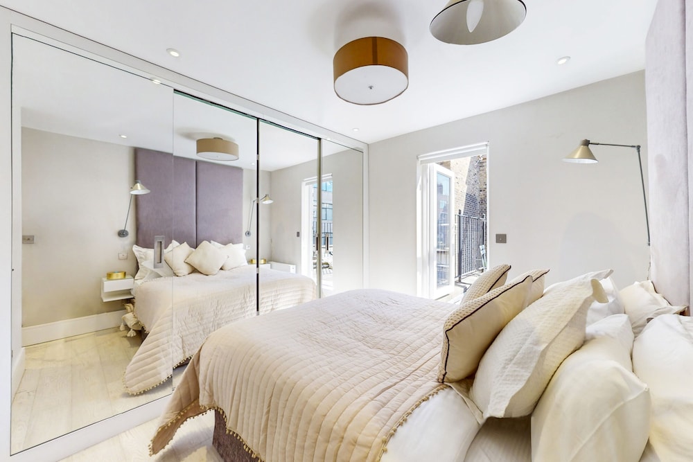 Baker Street Residence — 5-Star Luxury Hotel in London, United Kingdom
