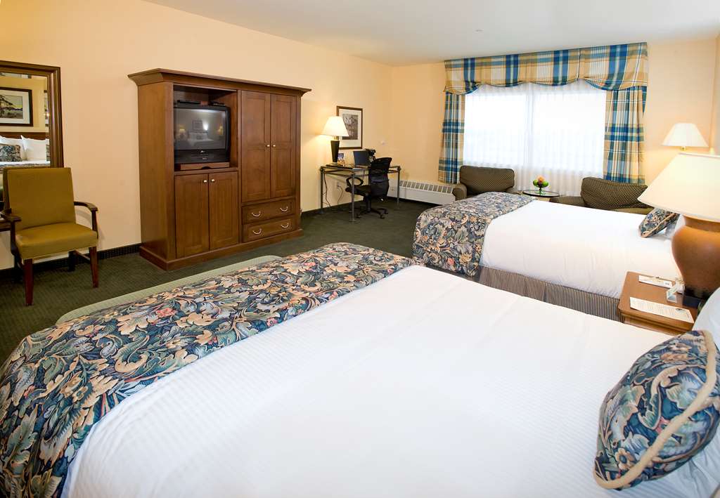 The Landing Hotel & Restaurant - photo 11