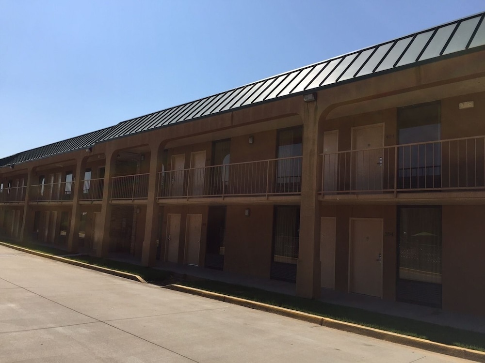 Homelodge Newnan — Newnan
