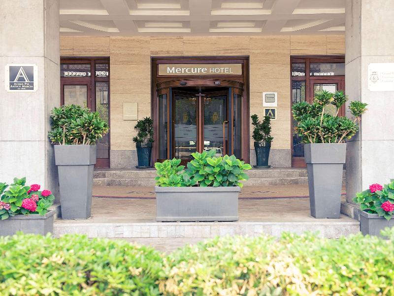 Mercure Catania Excelsior — 4-Star Luxury Hotel in Catania, Italy
