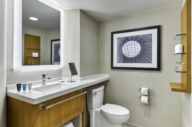 Delta Hotels by Marriott Richmond Downtown - photo 59