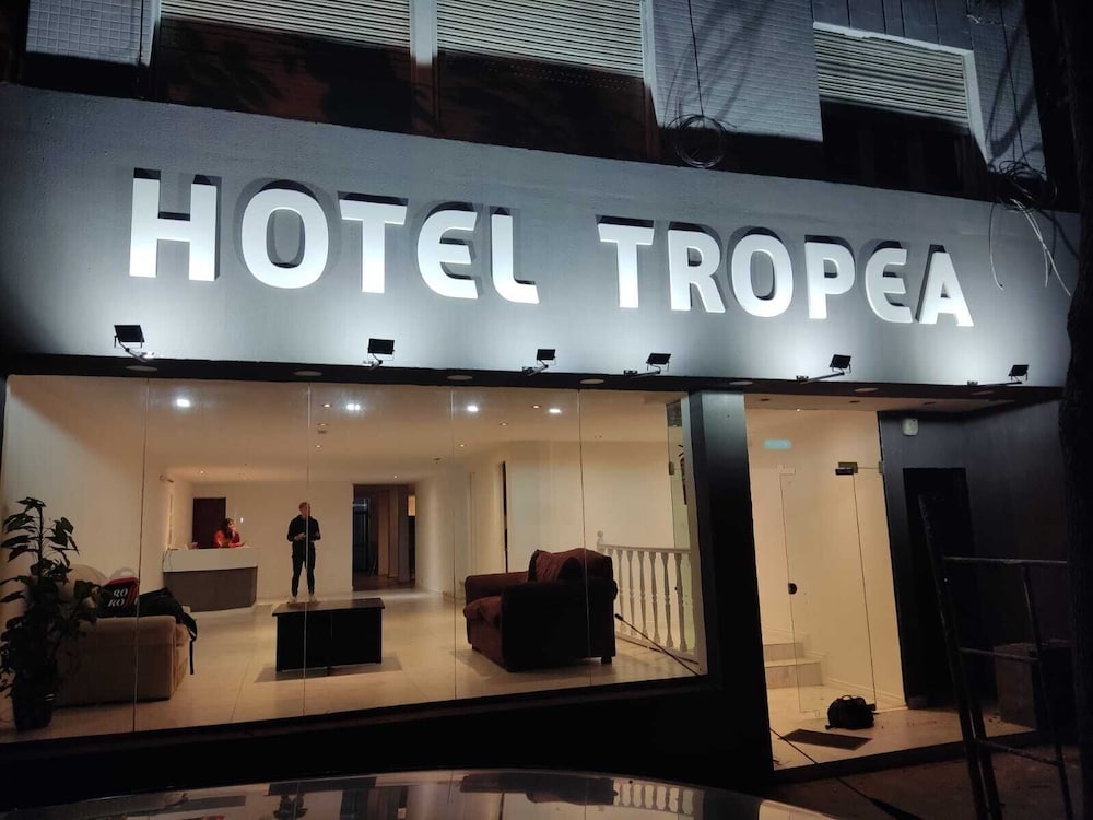 Hotel Tropea - last minute hotel in Mar Del Plata