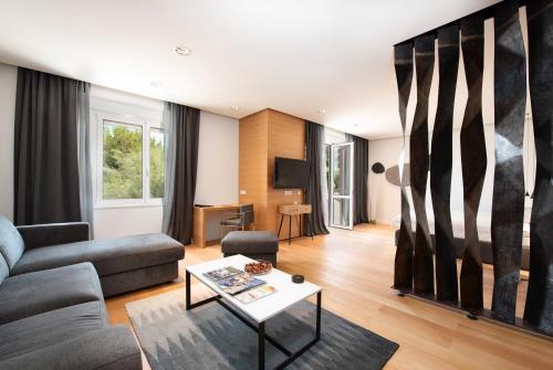 Beachfront Apartment Rosa del Mar Jardin — Moscenicka Draga — photo 2