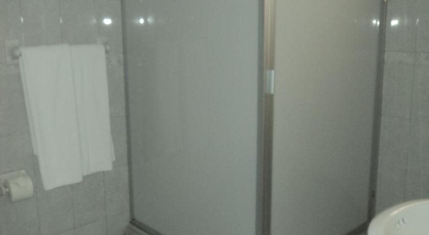 Hotel Suites del Real