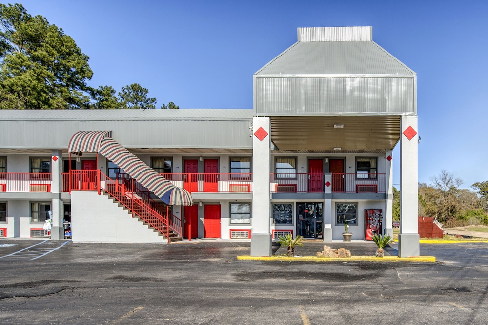 OYO Hotel Pineville LA Hwy 165 - photo 29