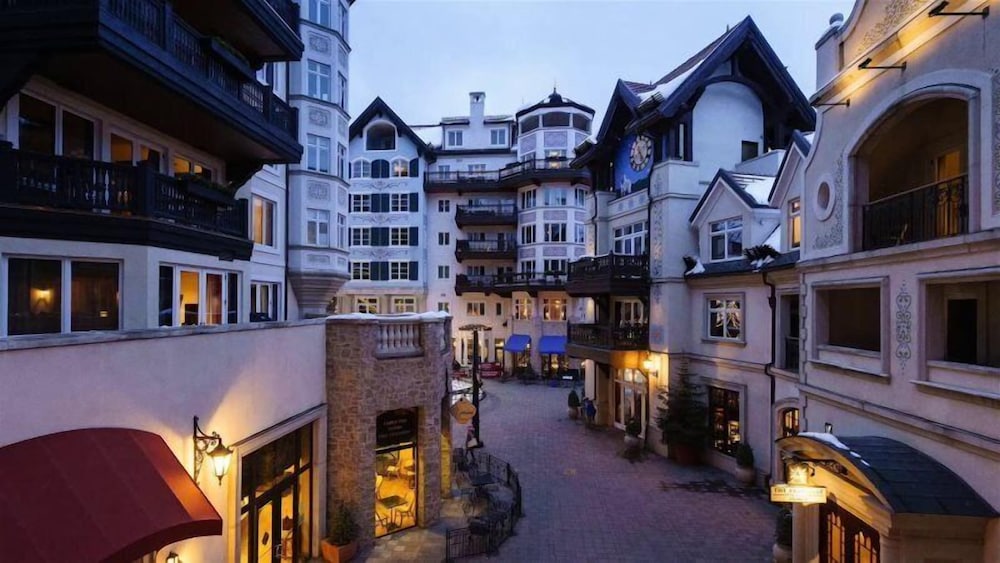 1 Bedroom Boutique Resort Condo With Hot Tub Access and Within Walking Distance to the Eagle Bahn Gondola - photo 19