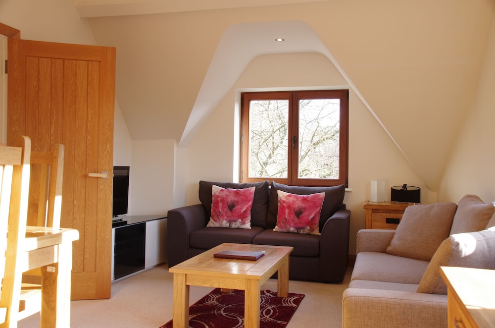 Ashbrook Lets Apartments — 4-Star Luxury Hotel in Didcot, United Kingdom