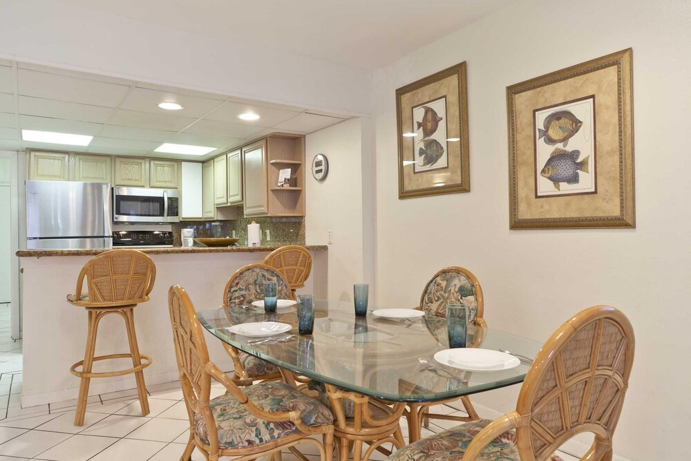 Bahia Mar Solare Tower 6th floor Oceanview Condo 3bd 3ba w Pools - photo 25