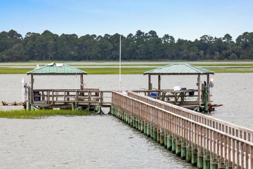 1512 Forest Ave Deep Water Dock Endless Sunsets - photo 20
