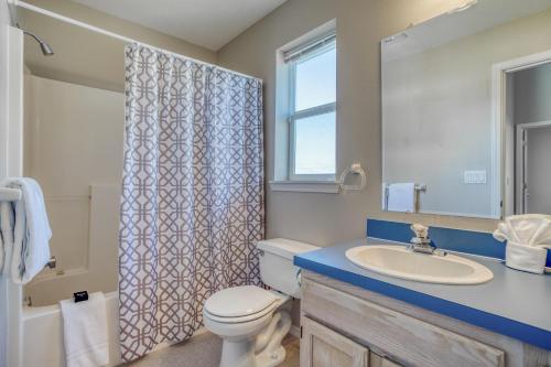 Seaside Vacation Rental Meredith Lodging — 4-Star Luxury Hotel in Seaside, United States