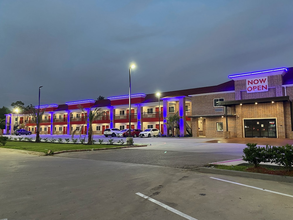 Palace Inn Arcola - photo 20