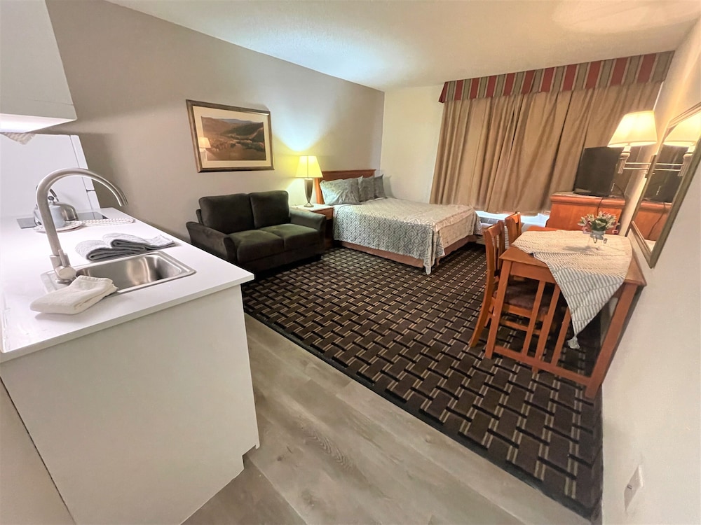 FairBridge Extended Stay a Kitchenette Hotel - photo 13