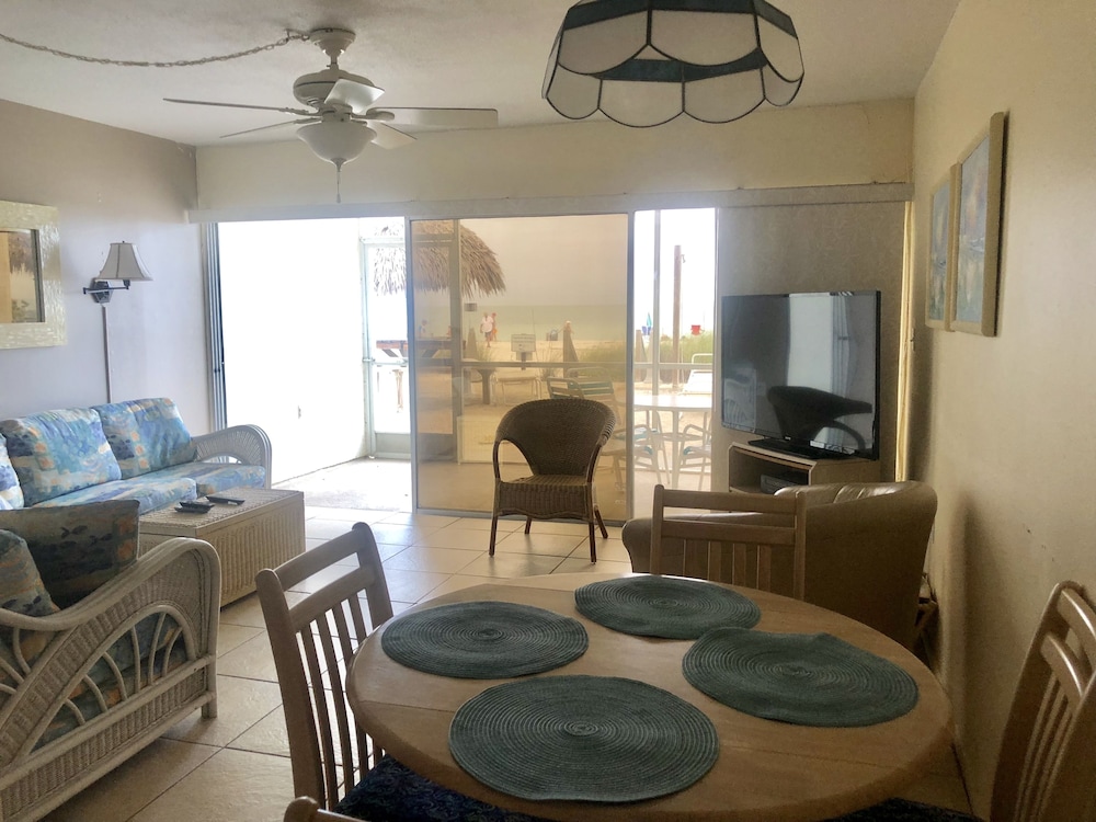Coconuts Beach Resort - photo 27
