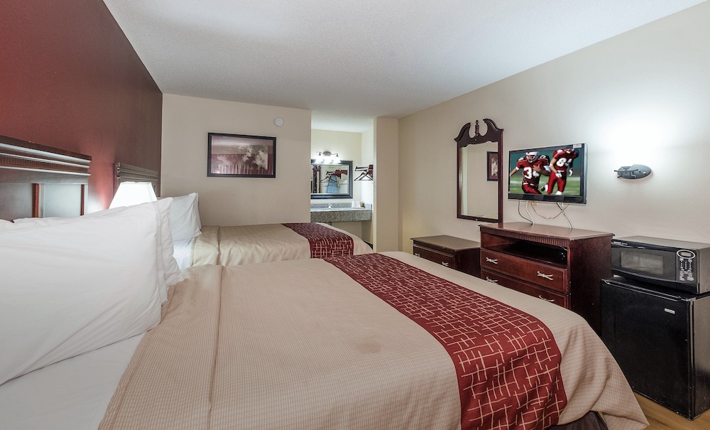Red Roof Inn Chipley - photo 12