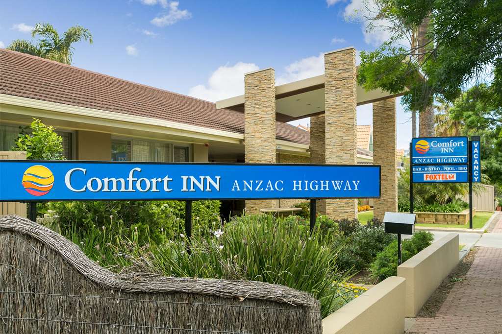 Comfort Inn Glenelg — hotel near Adelaide International Airport