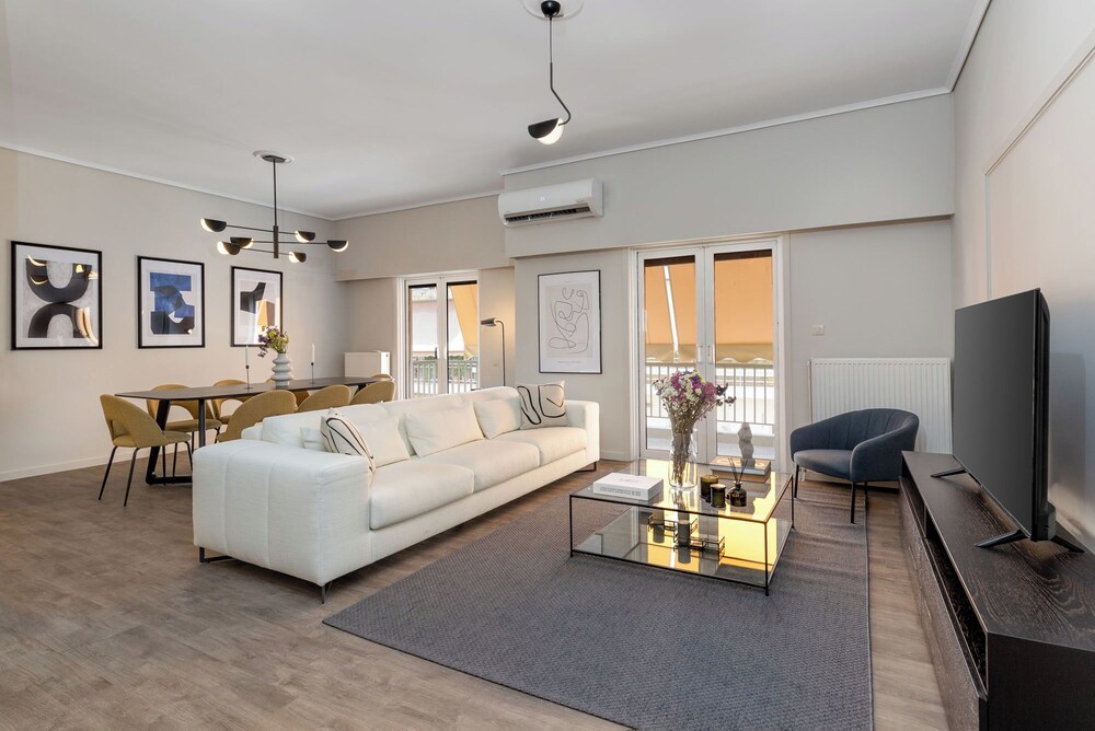The Beehive Apartments — 4-Star Luxury Hotel in Athens, Greece