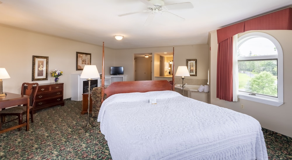 Vinifera Inn a Belhurst Property - photo 8