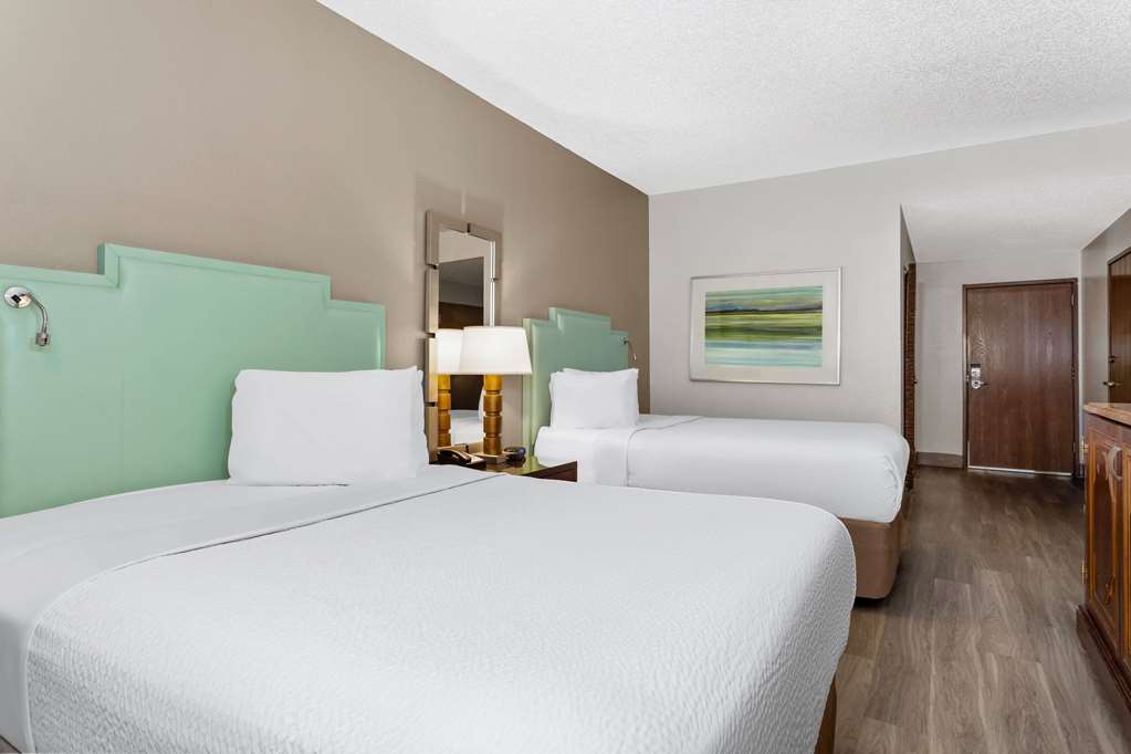 Baymont by Wyndham Orlando International Dr Universal Blvd - photo 23