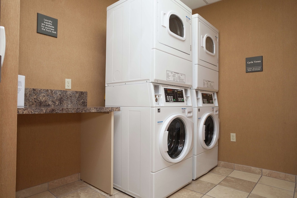 Hampton Inn Oneonta - photo 43