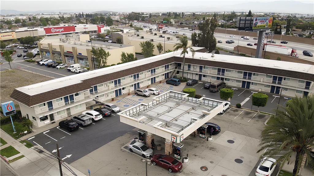 Motel 6 Ontario Airport - photo 16
