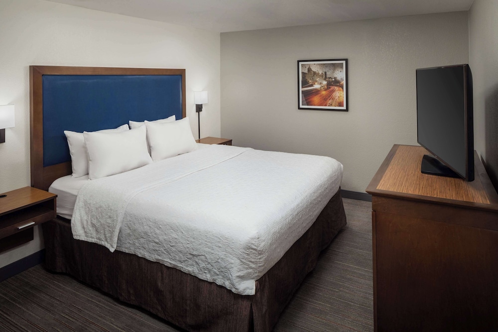 Hampton Inn Atlanta Northlake - photo 8