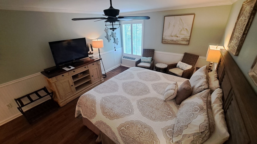 Saint Simons Inn by the Lighthouse - photo 38
