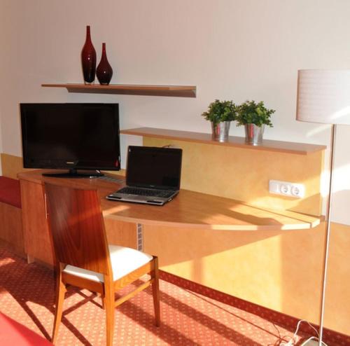 Hotel von Heyden — Tegernheim — photo 2