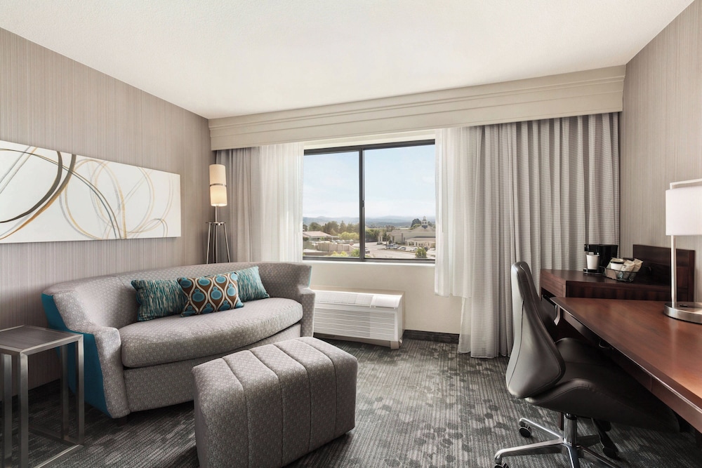 Courtyard by Marriott Salinas Monterey - photo 9