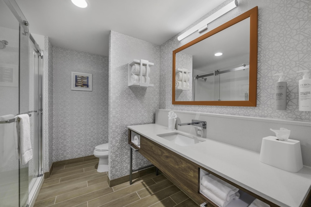 Hampton Inn & Suites by Hilton Decatur - photo 32