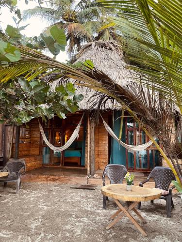 Chill and Surf Mendihuaca in Santa Marta, Colombia