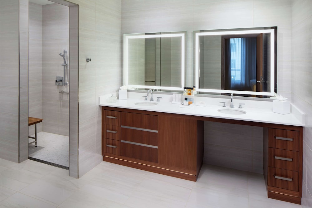 Hilton Rochester Mayo Clinic Area - photo 43