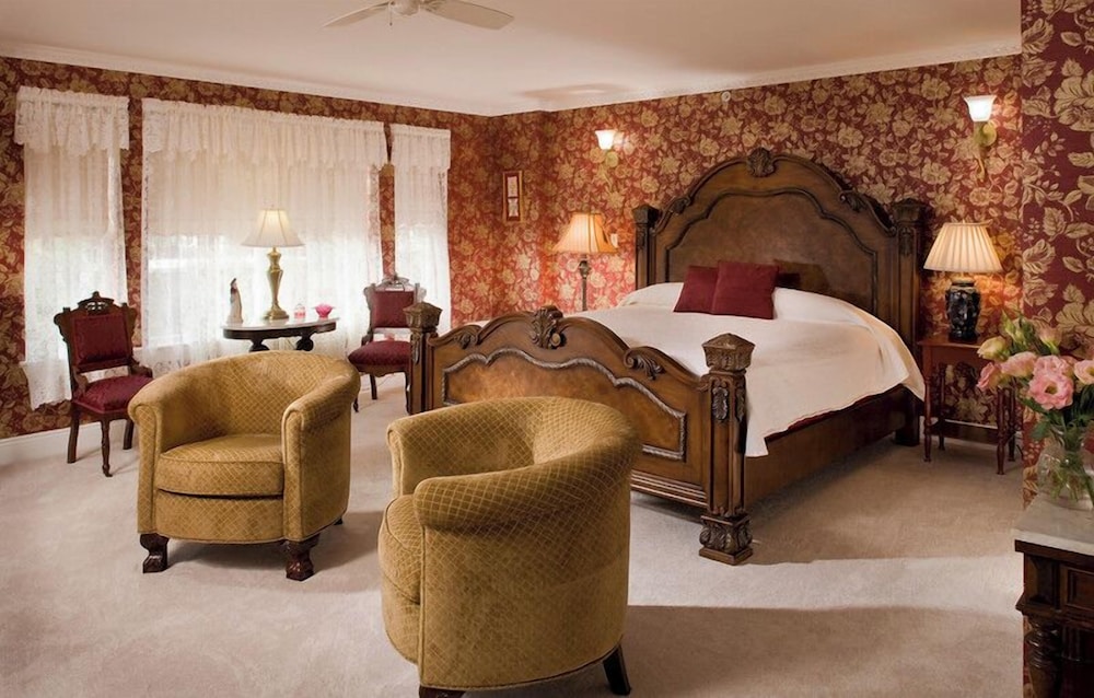 Wilbraham Mansion — 4-Star Luxury Hotel in Cape May, United States