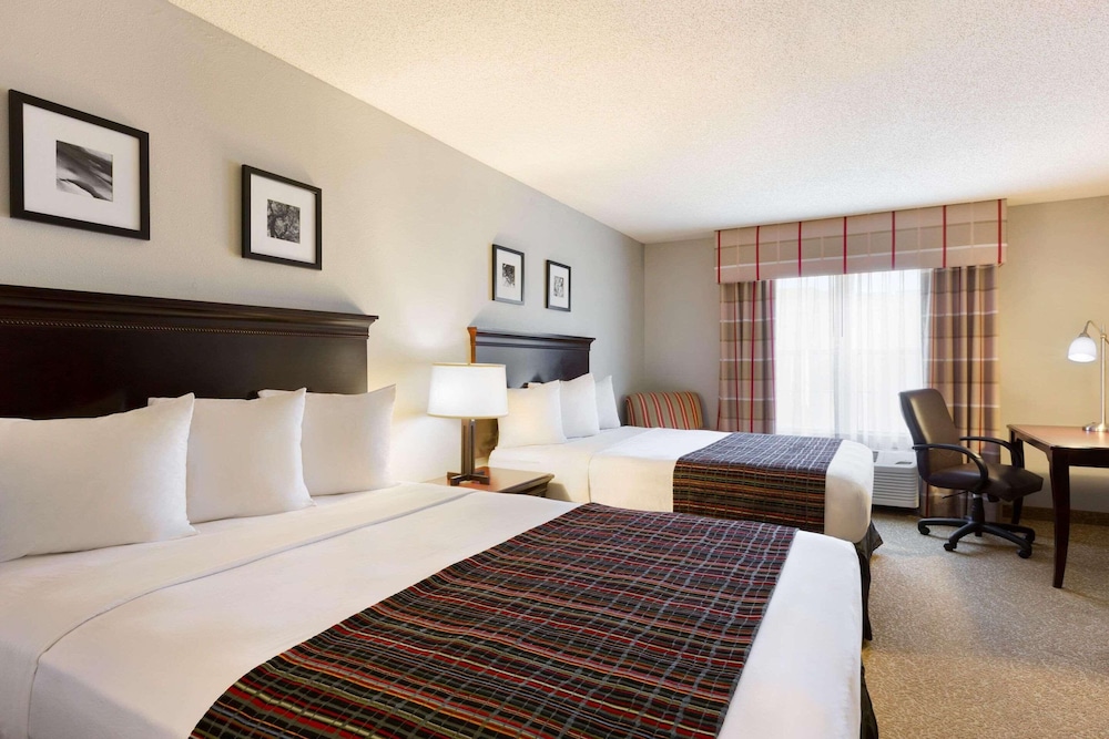 Country Inn & Suites By Radisson Kearney NE - photo 9