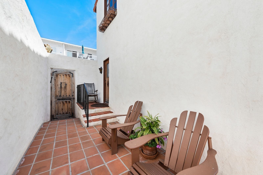 Oceanfront Hacienda - photo 24