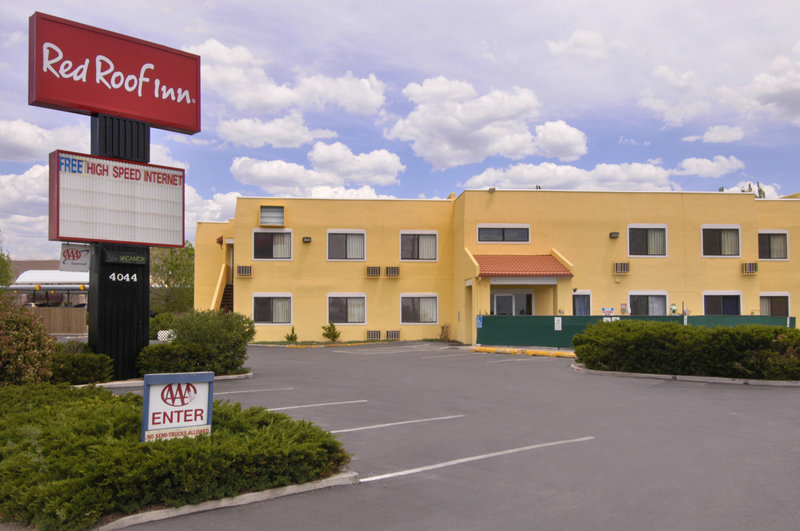 Red Roof Inn - featured photo