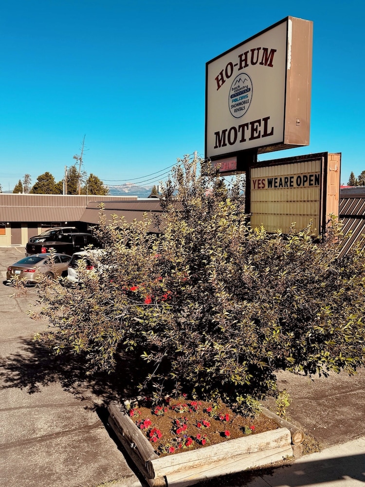 Ho Hum Motel - photo 24