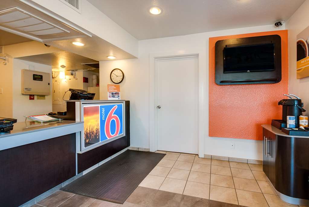 Motel 6 Lenexa KS Kansas City Southwest - photo 24