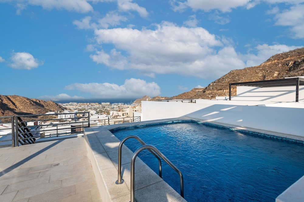 Casa Estela — 4-Star Luxury Hotel in Cabo San Lucas, Mexico